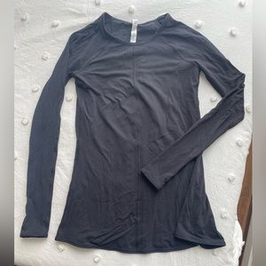 BNWT Lululemon long sleeve top